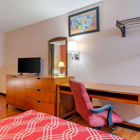 Econo Lodge Декейтер Экстерьер фото